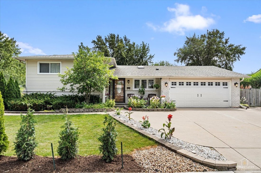 House in Schaumburg, Illinois, United States 2 - 18919129