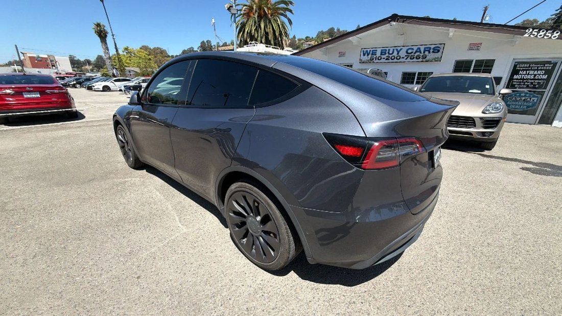 Suv in Hayward, CA, United States 4 - 18595620