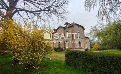 House in L'Herbergement, Pays de la Loire, France 1