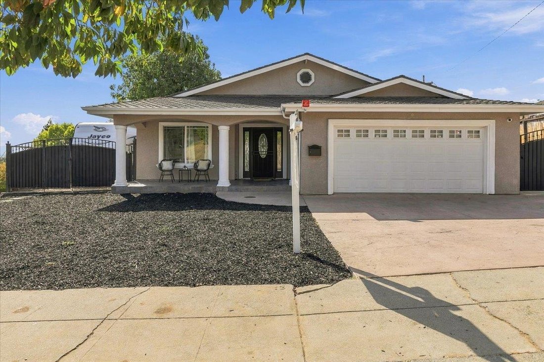 House in San Jose, California, United States 1 - 18909422