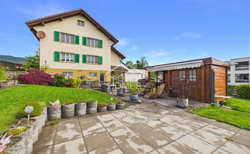 House in Wiedlisbach, Canton of Bern, Switzerland 1