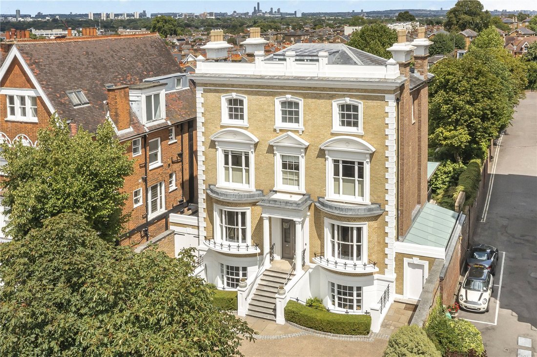 House in Richmond Upon Thames, England 5 - 18906970