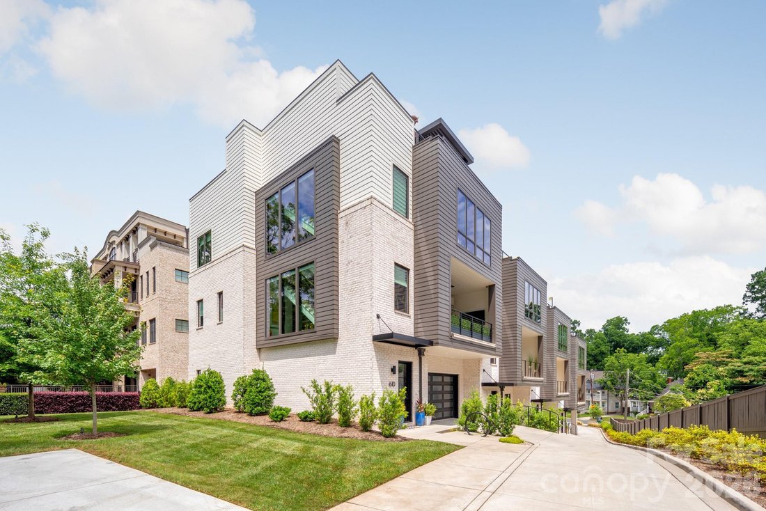 Condo in Charlotte, North Carolina, United States 2 - 18908367
