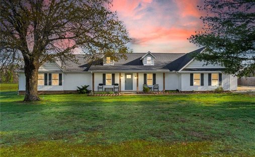 House in Cave Springs, Arkansas, United States 1