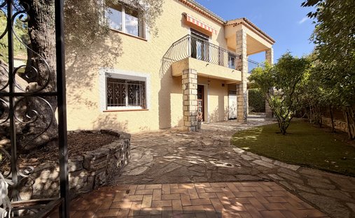 House in Les Mauniers, La Farlède, France 1