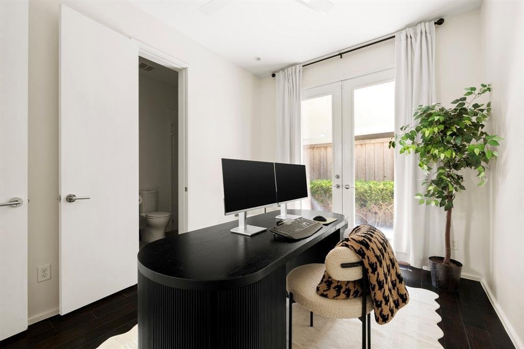Condo in Dallas, Texas, United States 4 - 18917382