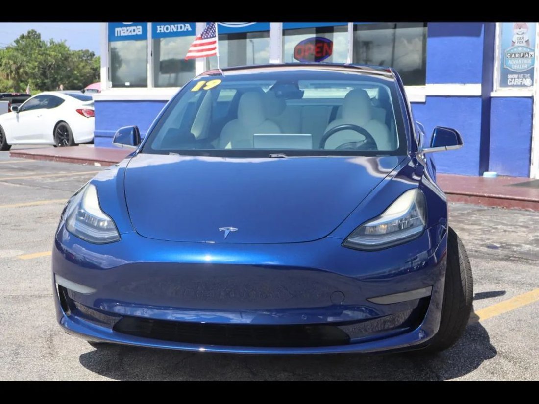 Sedan in Orlando, FL, United States 3 - 18920262