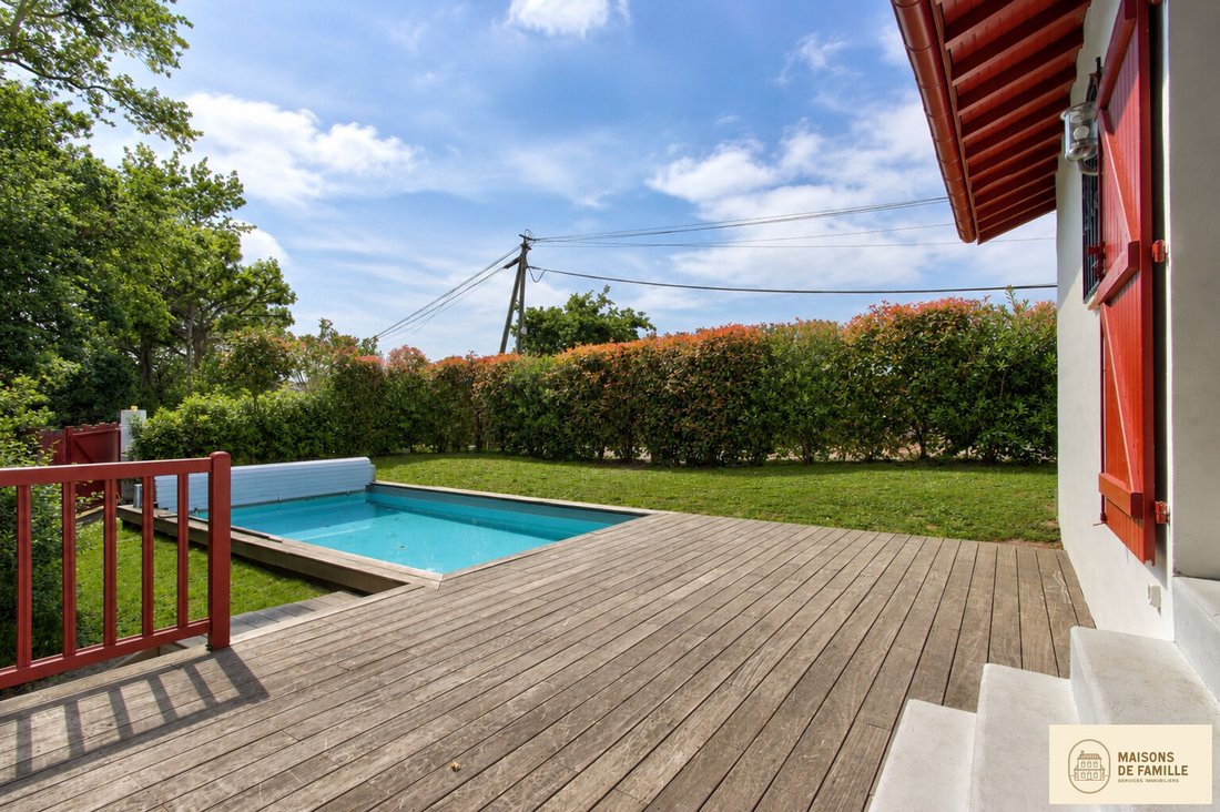 Villa in Bassussarry, Nouvelle-Aquitaine, France 1 - 18914772
