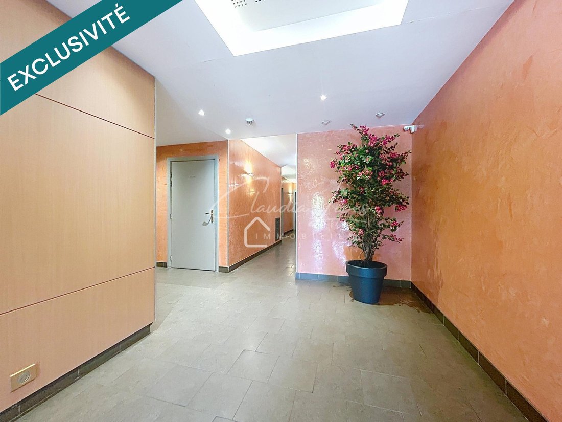 Apartment in Centre Montmorency, Montmorency, France 2 - 18919451