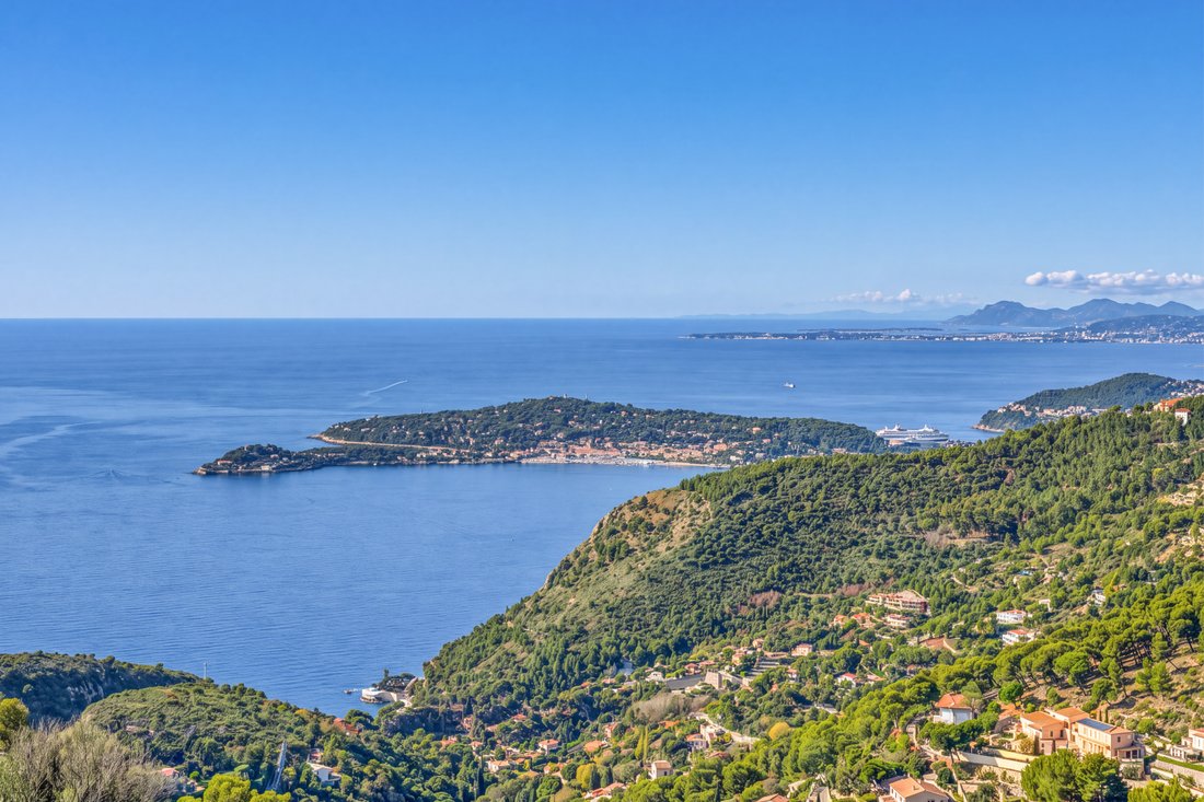 Villa in La Turbie, Provence-Alpes-Côte d'Azur, Frankreich 2 - 17477193