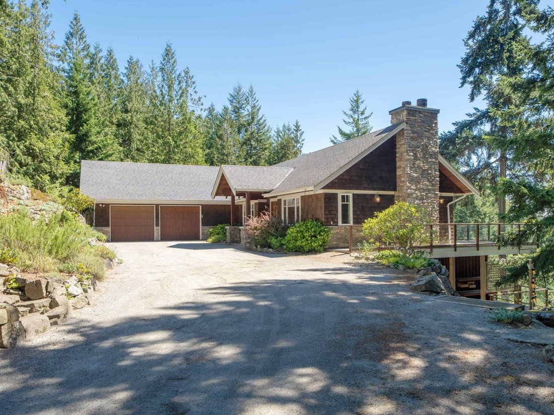 House in Bowen Island, British Columbia, Canada 3 - 18912418
