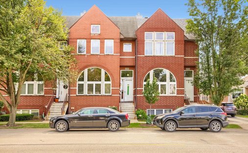 Townhouse in Des Plaines, Illinois, United States 1