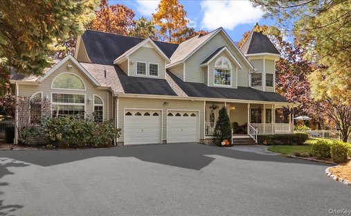 House in Plainview, New York, United States 1