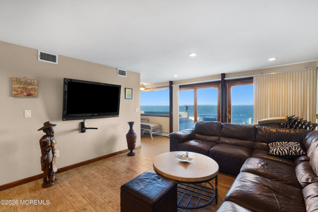 House in Seaside Park, New Jersey, United States 4 - 18908750