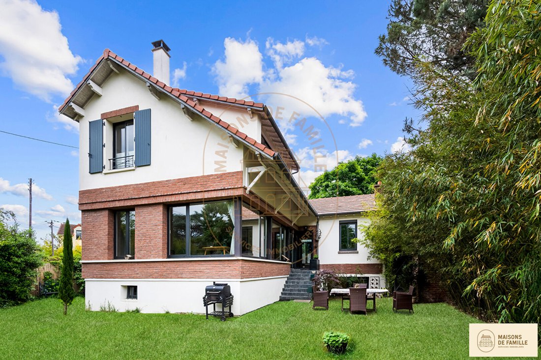 Villa in Le Vésinet, Ile-de-France, France 1 - 18914598