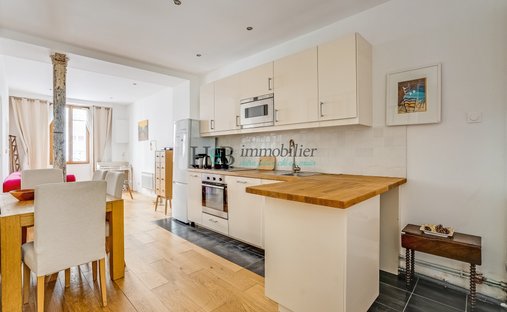 Apartment in Grange Aux Belles-Terrage, Paris 10e Arrondissement, Paris 1