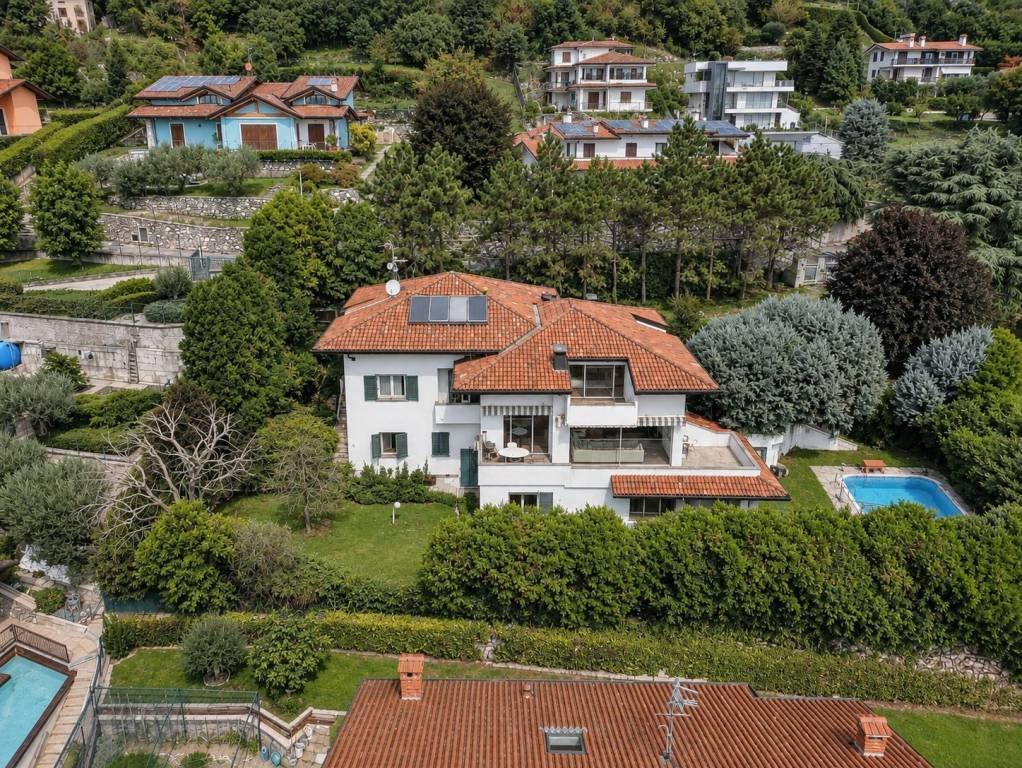 Villa a Civate, Lombardia, Italia 1 - 18913431