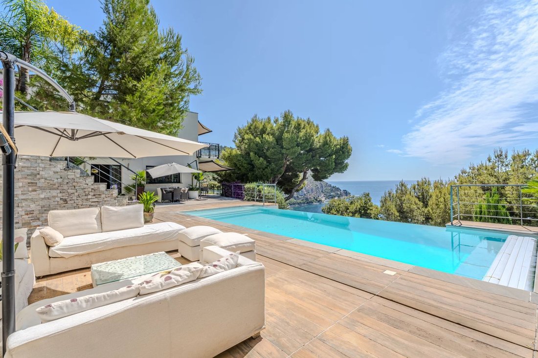 Villa in Èze, Provence-Alpes-Côte d'Azur, Frankreich 2 - 18911138