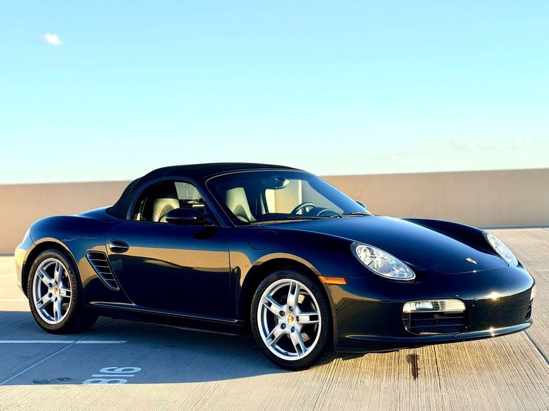 Cabriolet in Scottsdale, AZ, United States 3 - 18920261