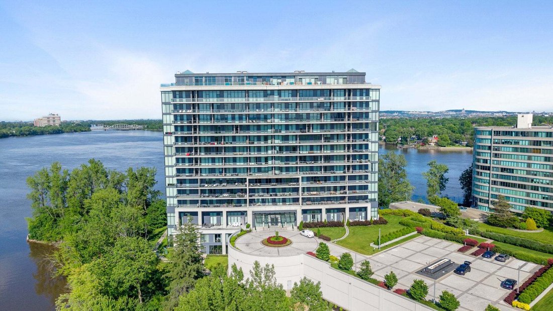 Condo in Laval, Quebec, Canada 4 - 18910935