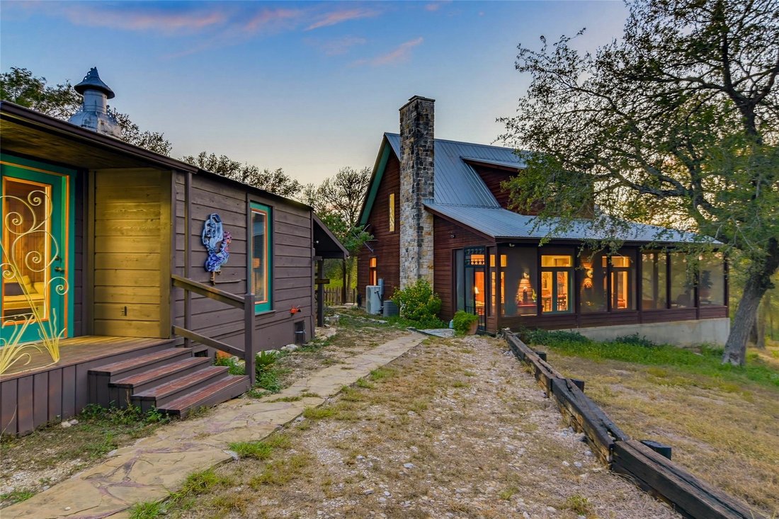 House in Kingsbury, Texas, United States 2 - 18906047