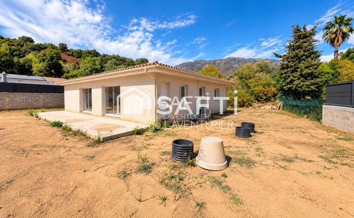 House in Sarrola-Carcopino, Corsica, France 1