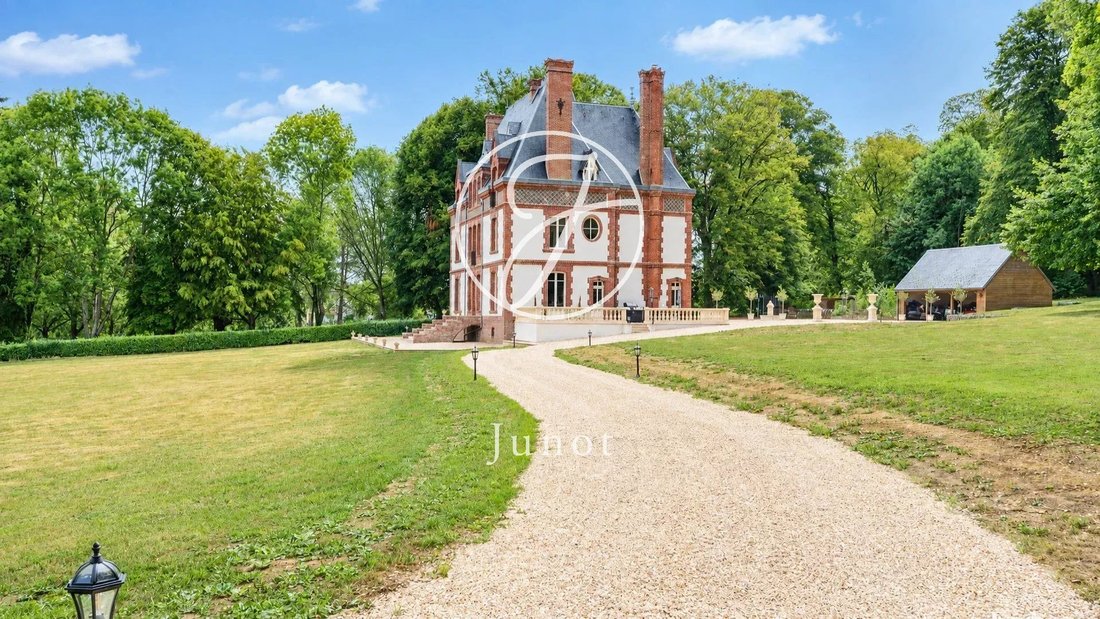 Schloss in Saint-Illiers-la-Ville, Île-de-France, Frankreich 4 - 18763014