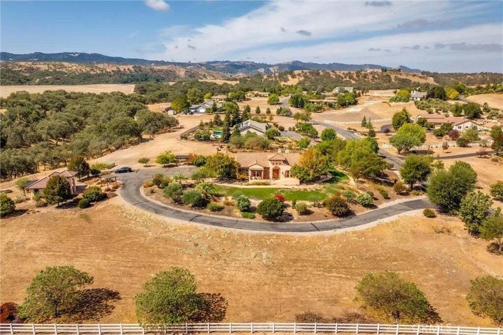 Casa a Paso Robles, California, Stati Uniti 1 - 18918778