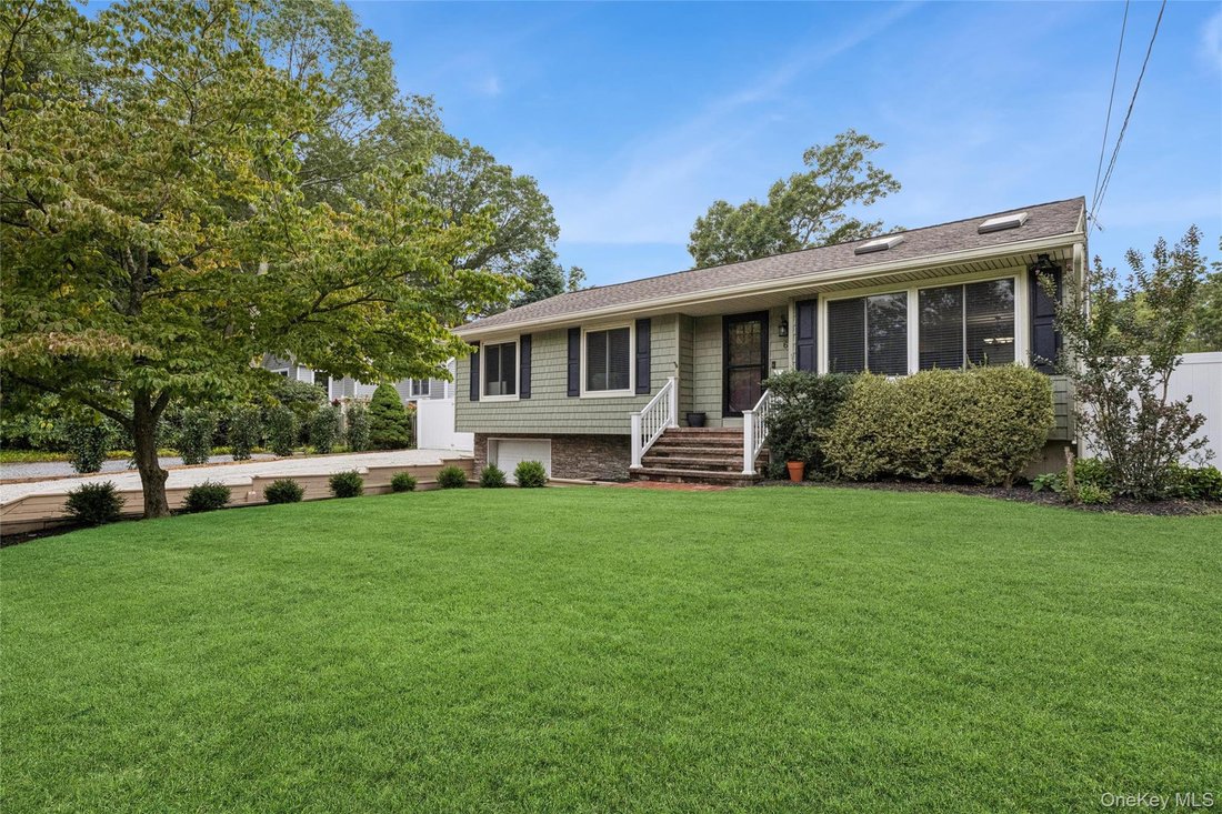 House in Rocky Point, New York, United States 1 - 18917482