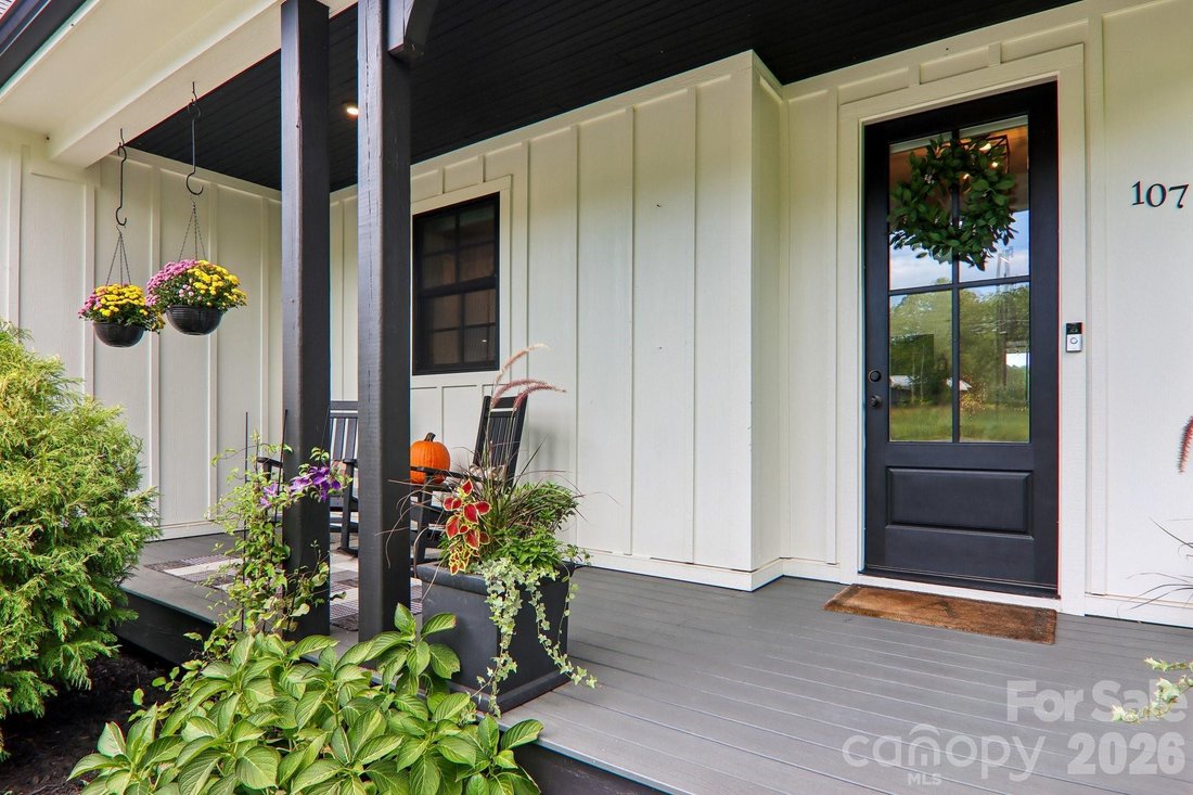 House in Asheville, North Carolina, United States 2 - 18917440