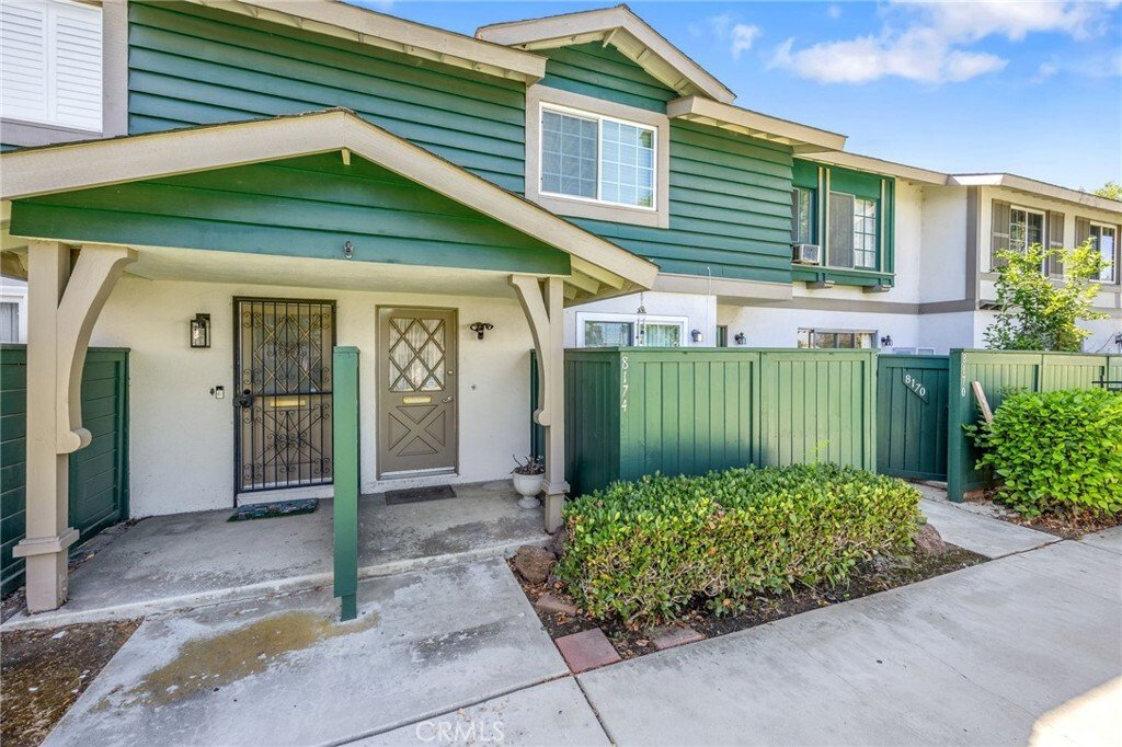 Townhouse in Buena Park, California, United States 2 - 18835810