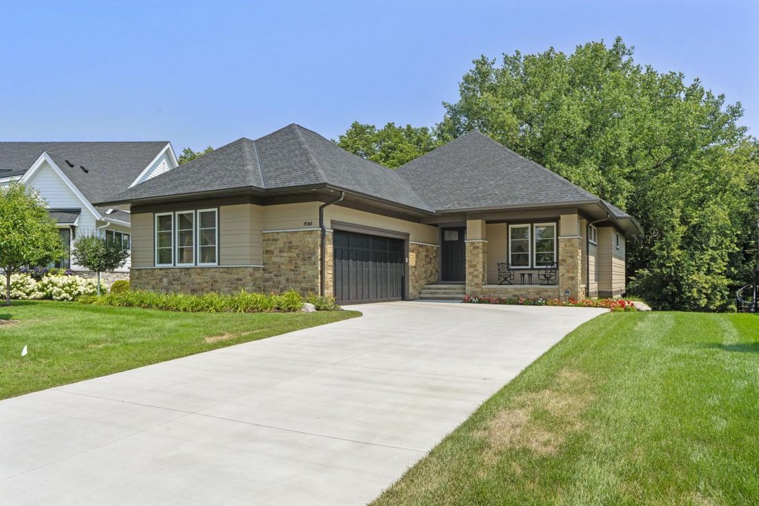 House in Eden Prairie, Minnesota, United States 1 - 18913825