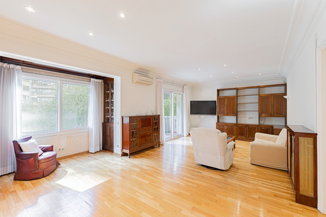 Appartamento a Eixample, Barcellona, Spagna 1 - 18459534