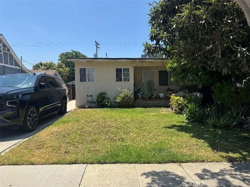 Glendale, California, United States 1 - 18913321