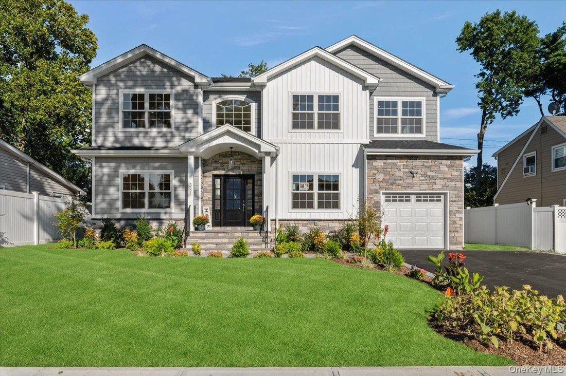 House in Levittown, New York, United States 2 - 18909653