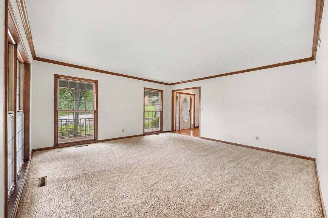 House in Valparaiso, Indiana, United States 3 - 18910255