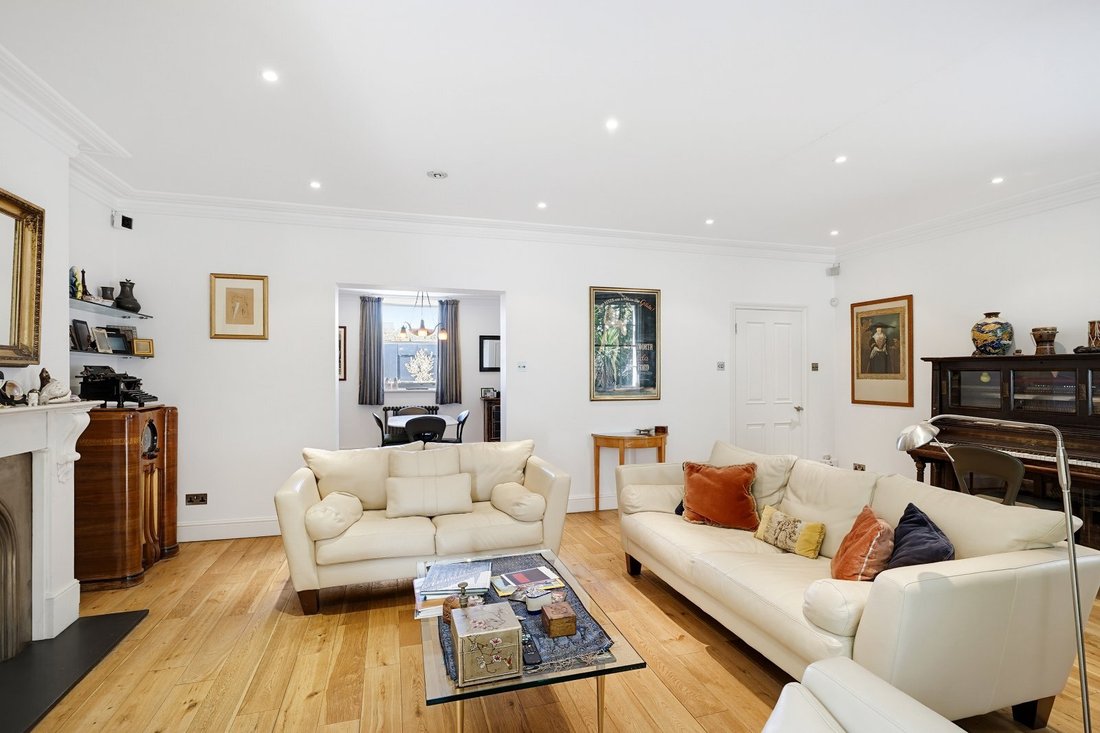 Apartment in Holland Park, Kensington And Chelsea, England 4 - 18906956