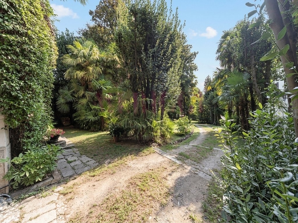 Villa in Airuno, Lombardy, Italy 4 - 18909581