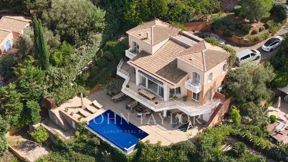 Casa a Théoule-sur-Mer, Provenza-Alpi-Costa Azzurra, Francia 3 - 18908015