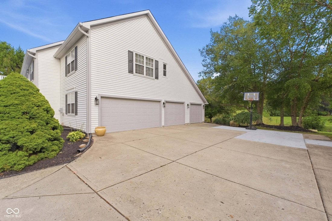 House in Westfield, Indiana, United States 3 - 18905542