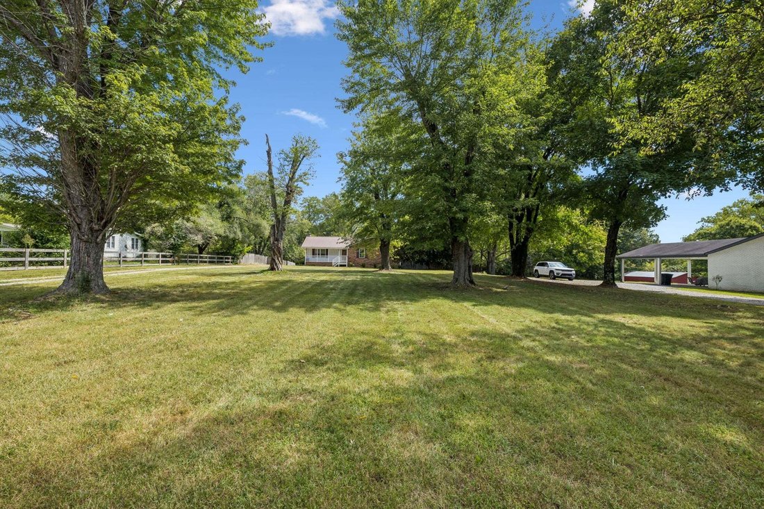 House in Cottontown, Tennessee, United States 3 - 18893432