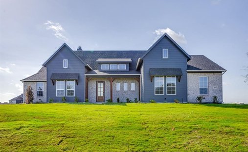 House in Venus, Texas, United States 1