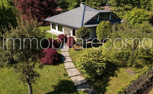 Villa a Fecchio, Cantù, Lombardia 1