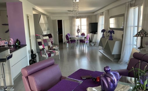 Apartment in Fontainebleau, Ile-de-France, France 1