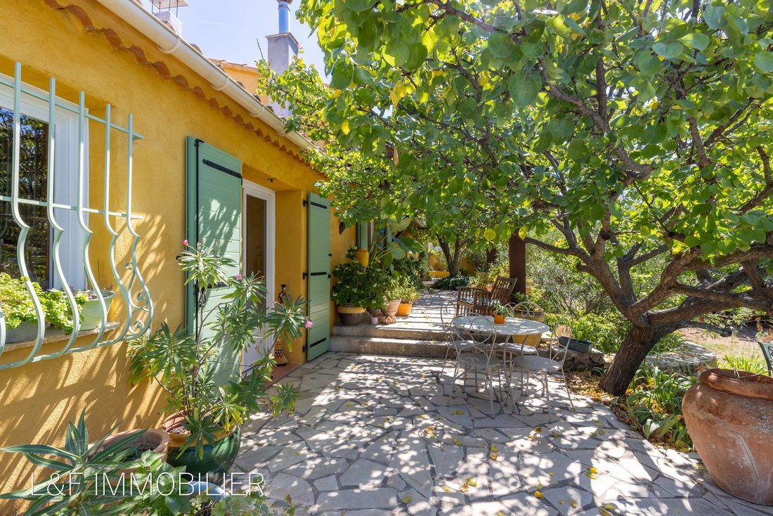 Casa a Le Castellet, Provenza-Alpi-Costa Azzurra, Francia 1 - 18918540