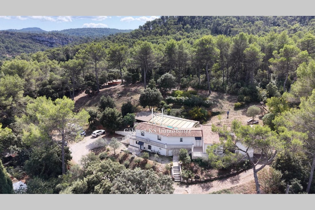 Villa in Tourves, Provence-Alpes-Côte d'Azur, Frankreich 2 - 18915620