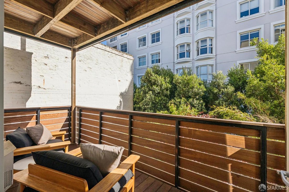 Condo in San Francisco, California, United States 4 - 18908642