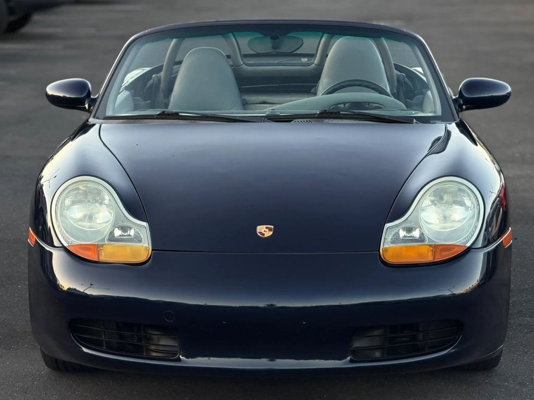 Cabriolet in Sacramento, CA, United States 5 - 18911765