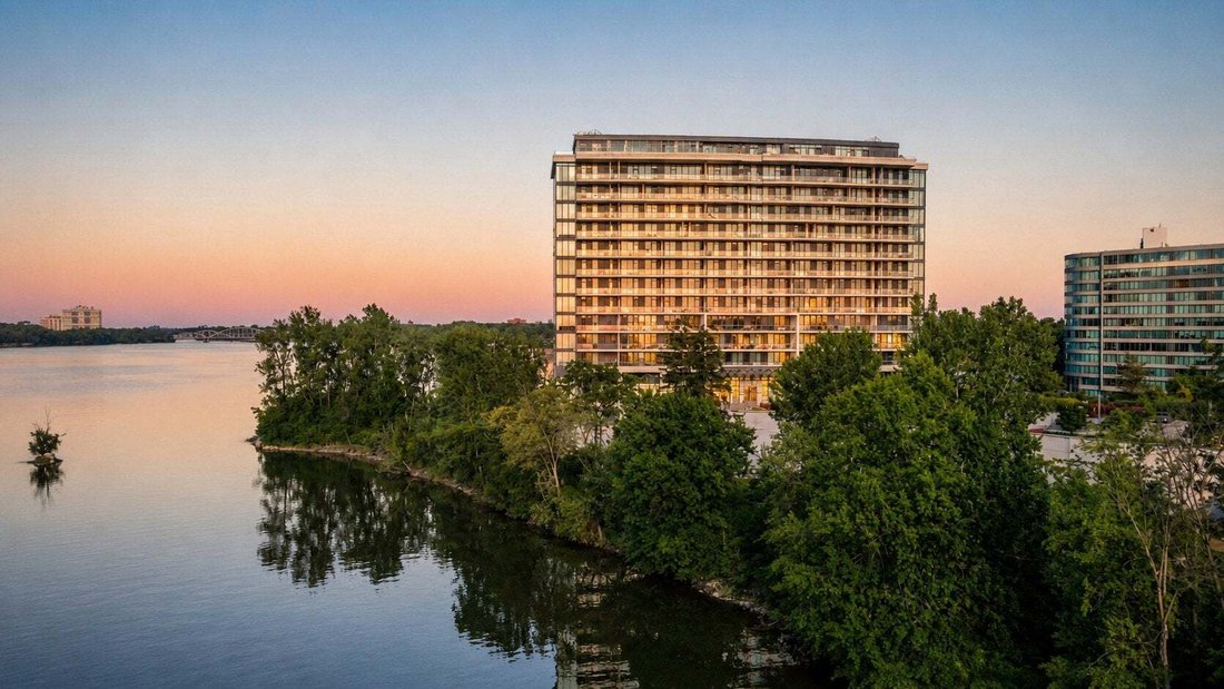 Condo in Laval, Quebec, Canada 2 - 18910935