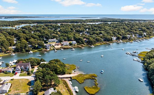 House in Falmouth, Massachusetts, United States 1